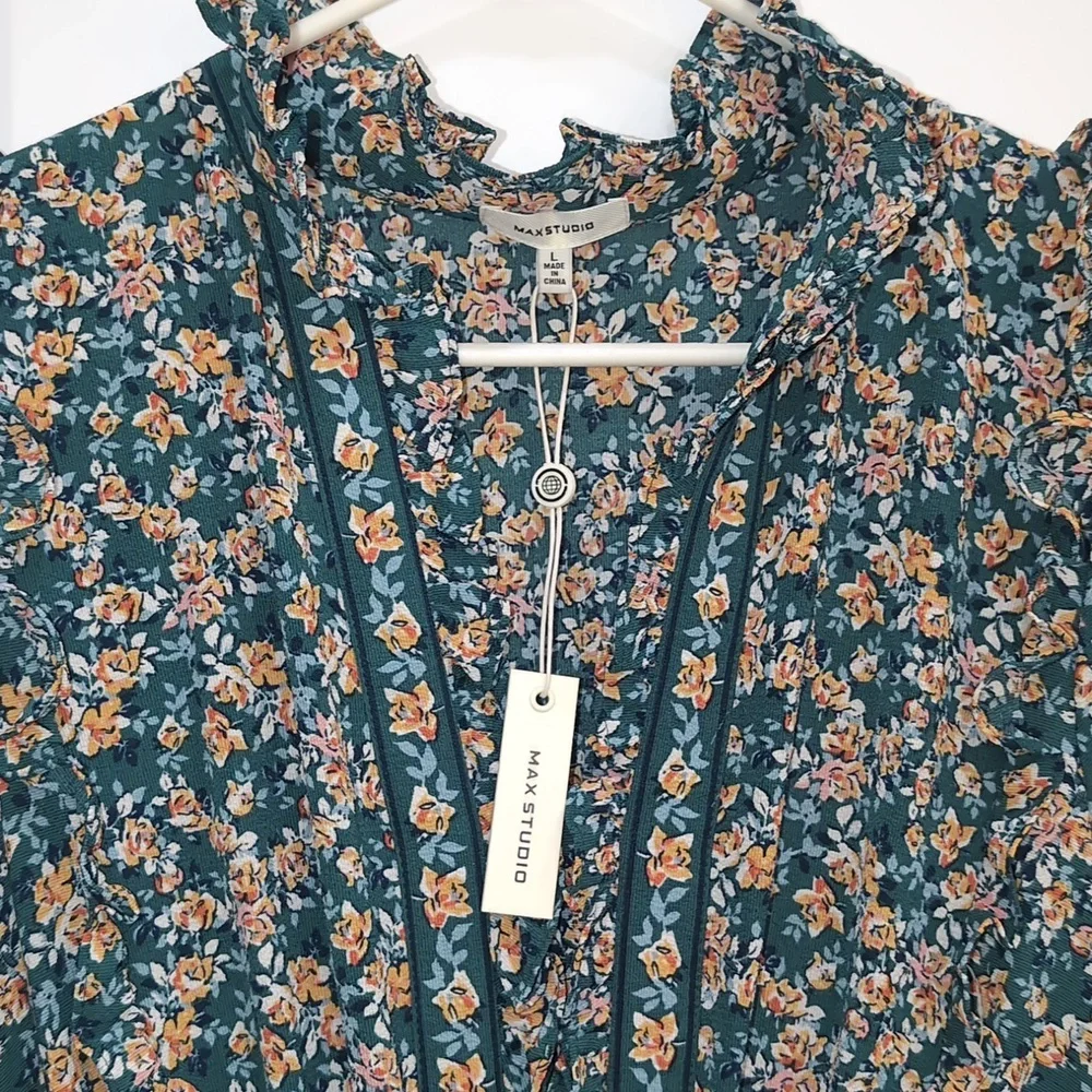 Floral Dress - Picture 2 of 9